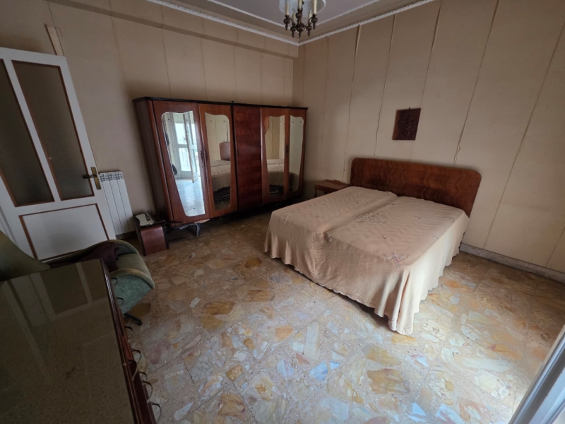 Ampio Appartamento Sbarre 130 Mq