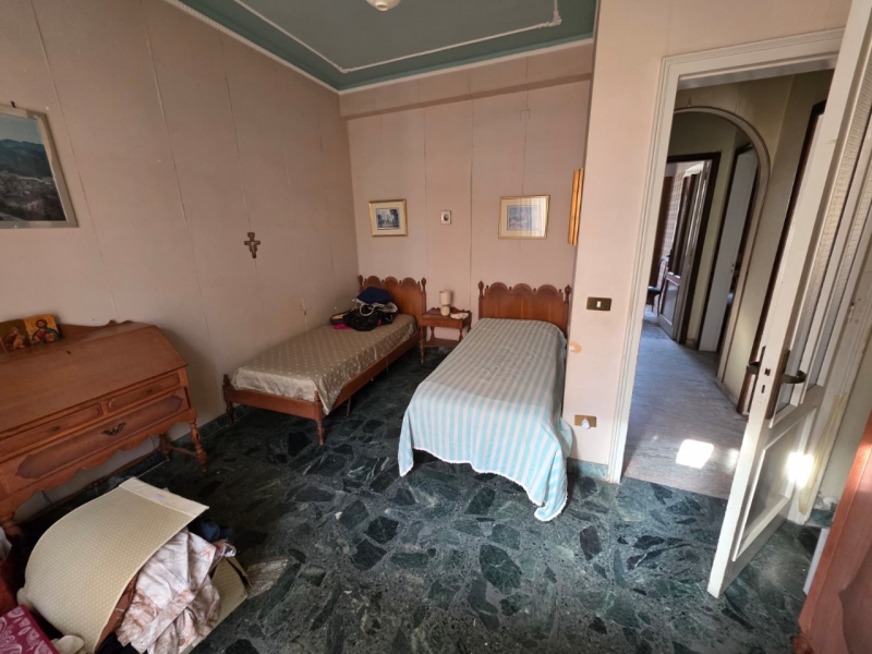 Ampio Appartamento Sbarre 130 Mq