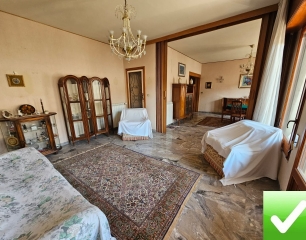 Appartamento Via Filippini 220 Mq 3 Piano No Ascensore