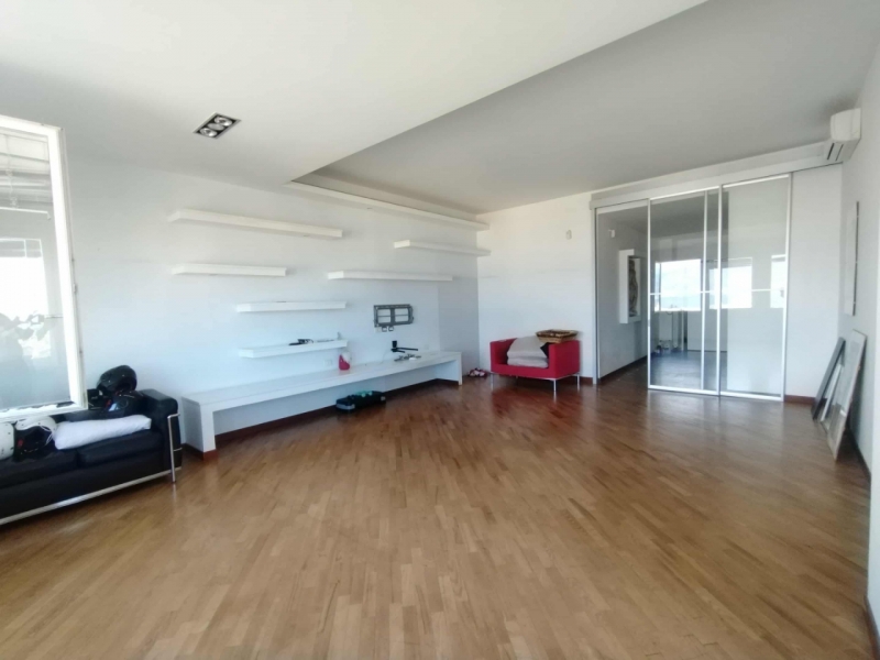 Appartamento Ristrutturato Con Garage Sant'Anna 170 Mq