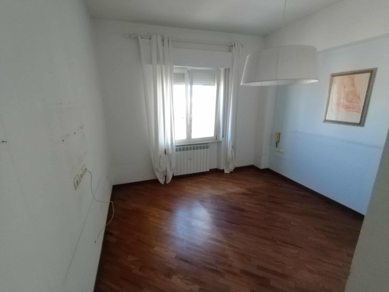Appartamento Ristrutturato Con Garage Sant'Anna 170 Mq