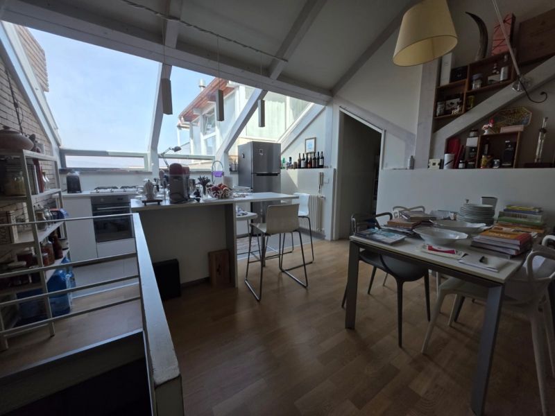 Splendido Appartamento Con Terrazzo Centro