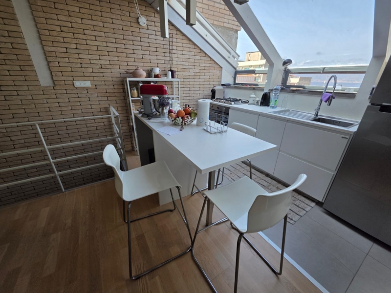 Splendido Appartamento Con Terrazzo Centro