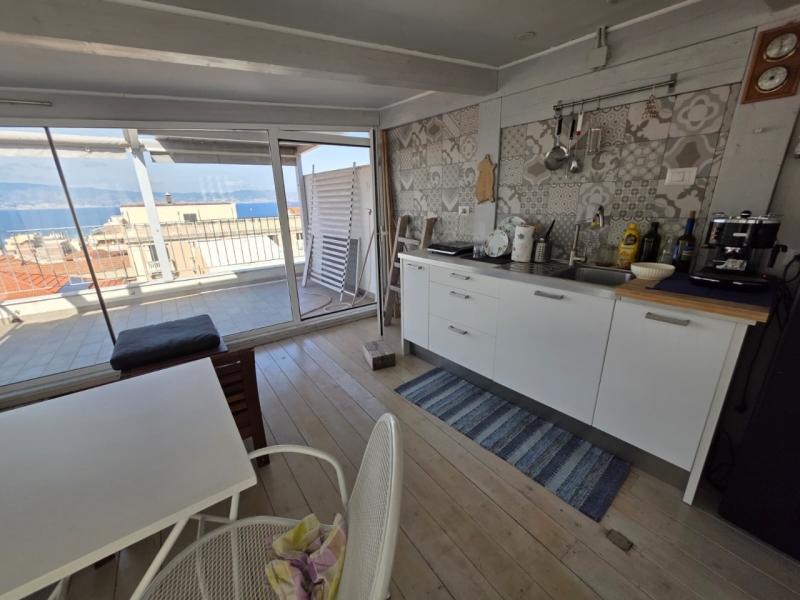 Splendido Appartamento Con Terrazzo Centro