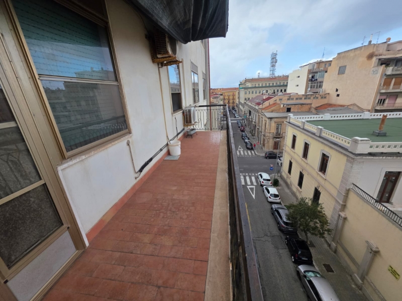 Ampio Appartamento Centro Pressi Piazza Sant'Agostino