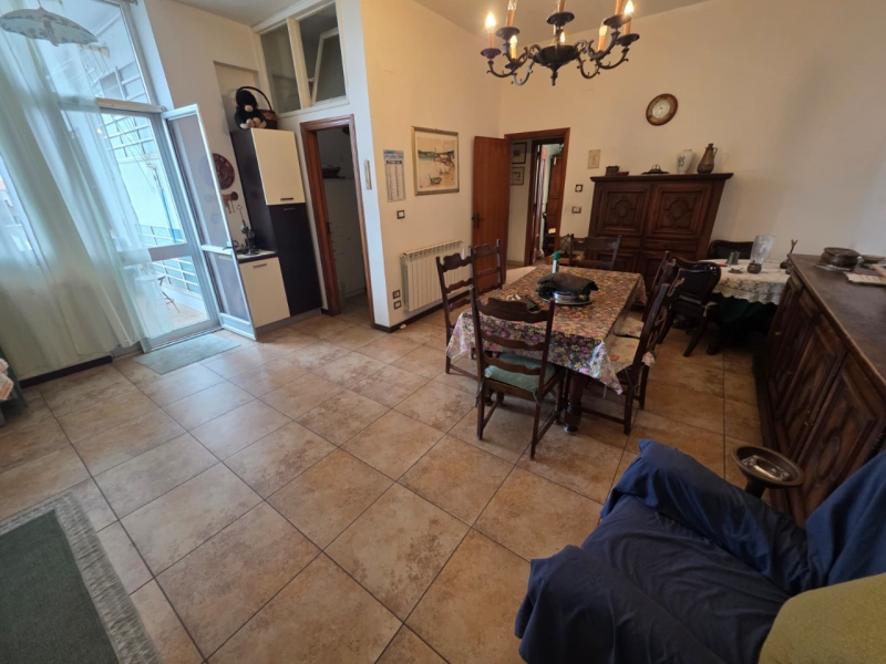 Ampio Appartamento Centro Pressi Piazza Sant'Agostino