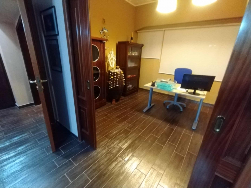 Studio Ristrutturato Arredato Viale Aldo Moro