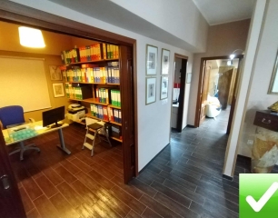 Studio Ristrutturato Arredato Viale Aldo Moro