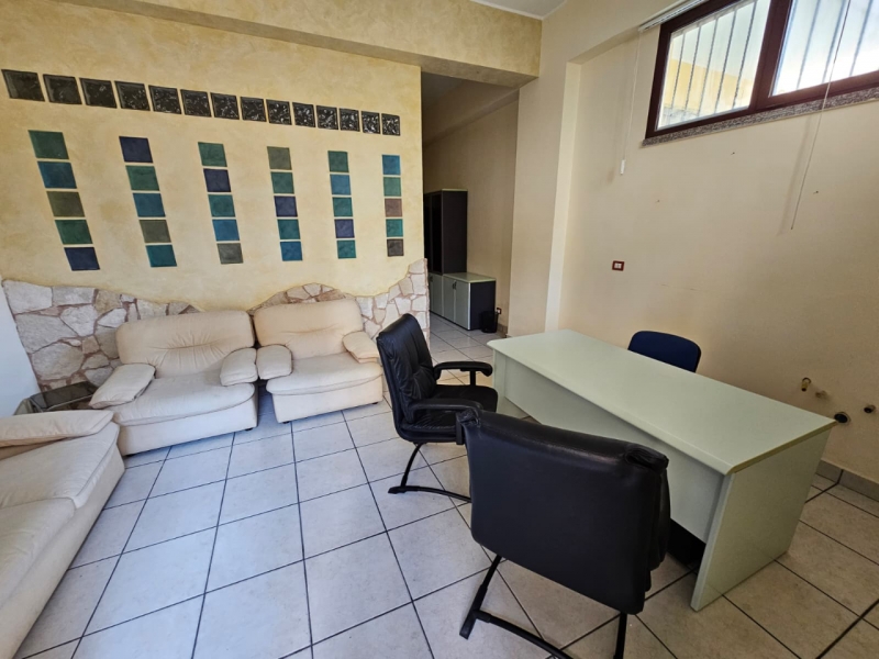 Ufficio Arredato Pezzo 55 Mq