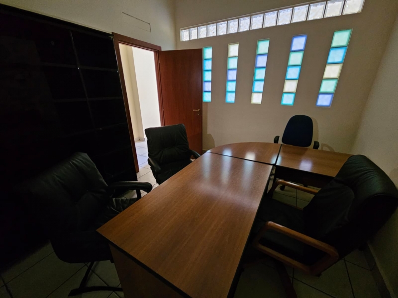 Ufficio Arredato Pezzo 55 Mq