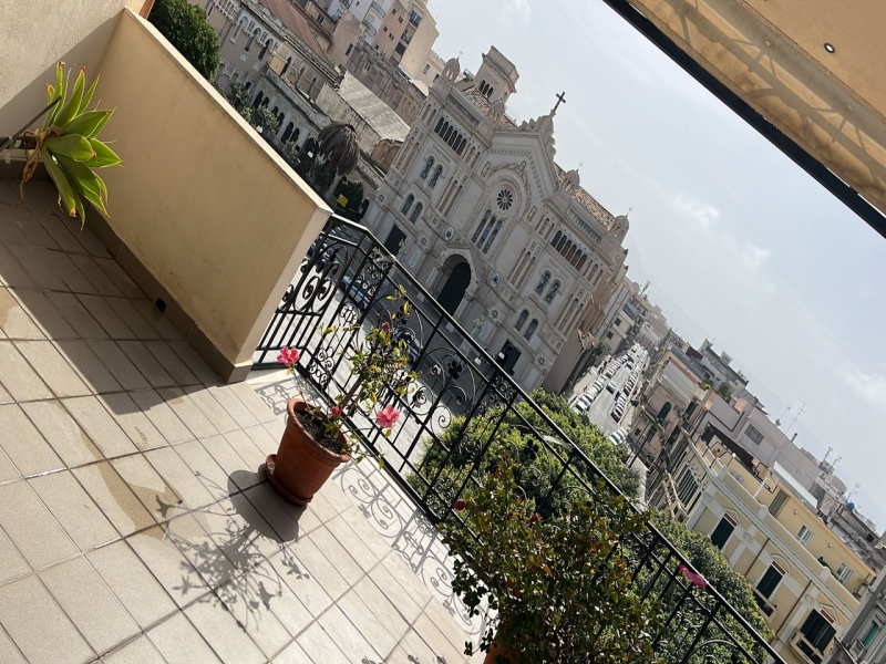 Appartamento Arredato Fronte Duomo