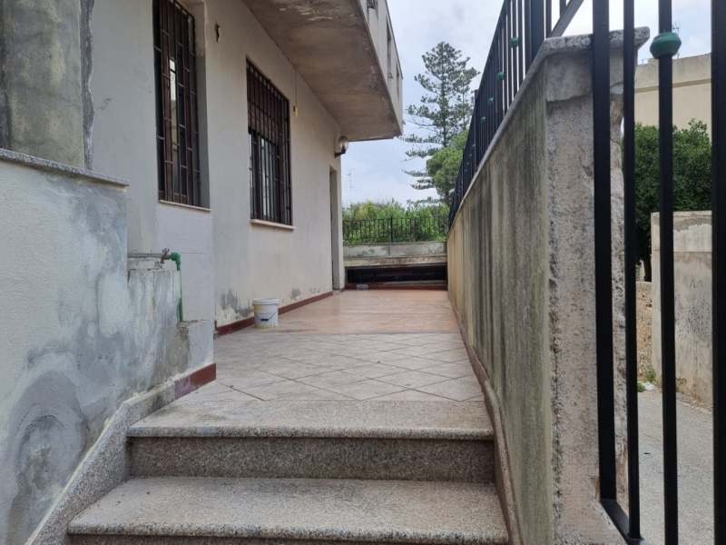 Villa indipendente Su Quattro Livelli Con giardino Villa San Giovanni