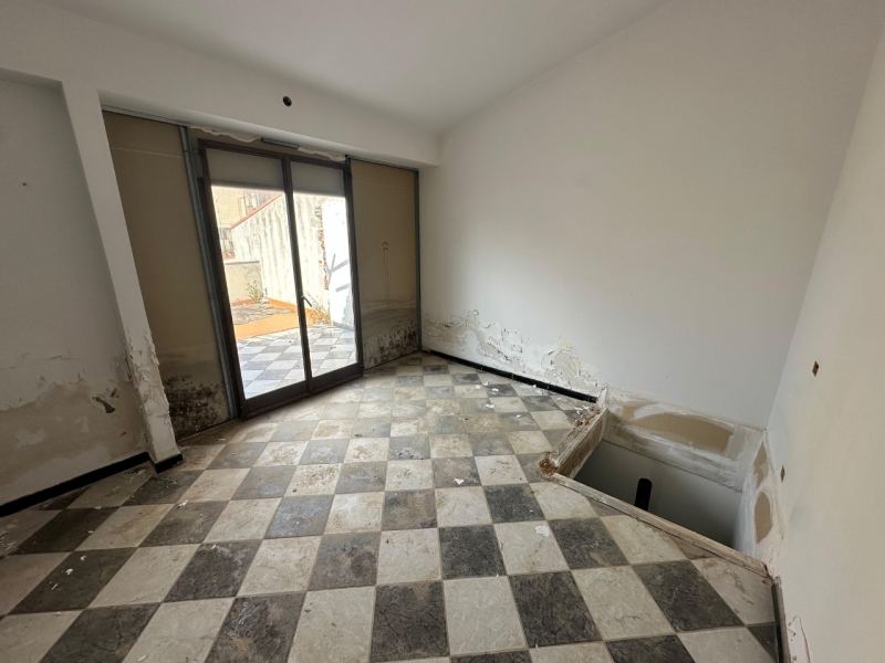 Villa indipendente Su Quattro Livelli Con giardino Villa San Giovanni