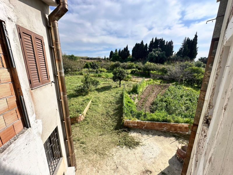 Villa indipendente Su Quattro Livelli Con giardino Villa San Giovanni