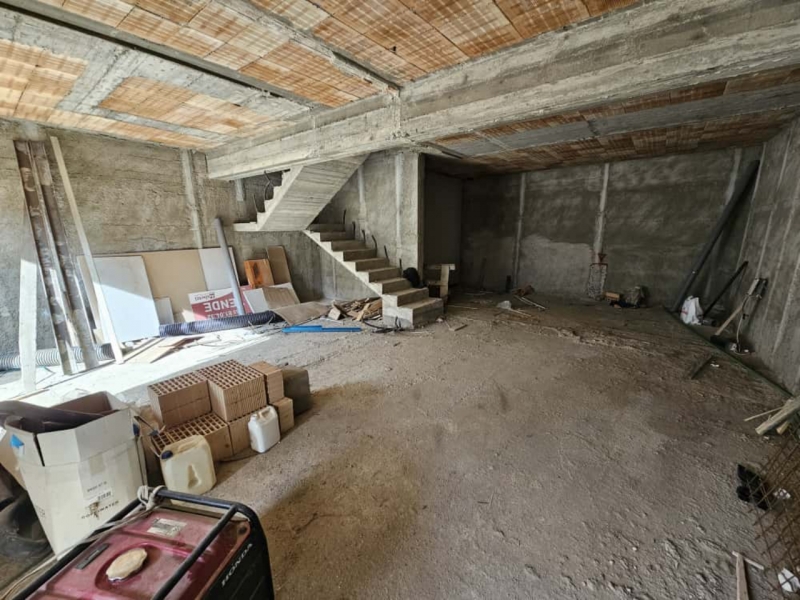 Villetta A Schiera 3 Livelli Con Giardino Condera