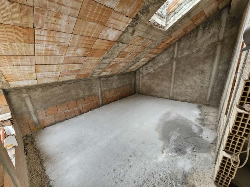 Villetta A Schiera 3 Livelli Con Giardino Condera