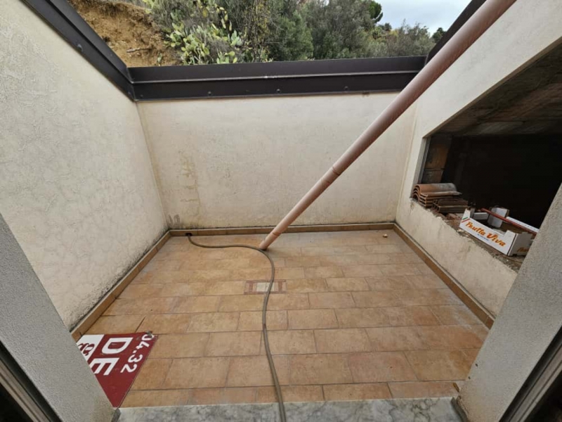 Villetta A Schiera 3 Livelli Con Giardino Condera