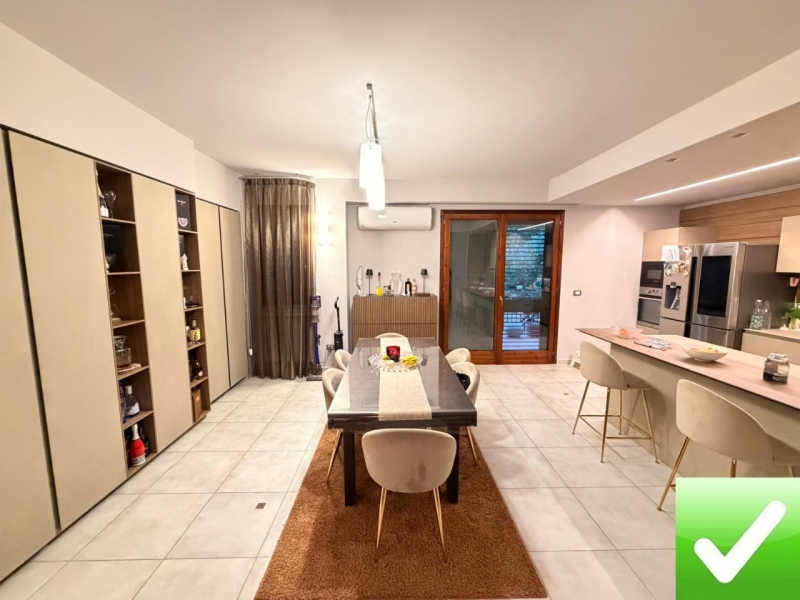 Villa A Schiera Con Giardino e Terrazzo Sbarre Pressi Bar San Francesco