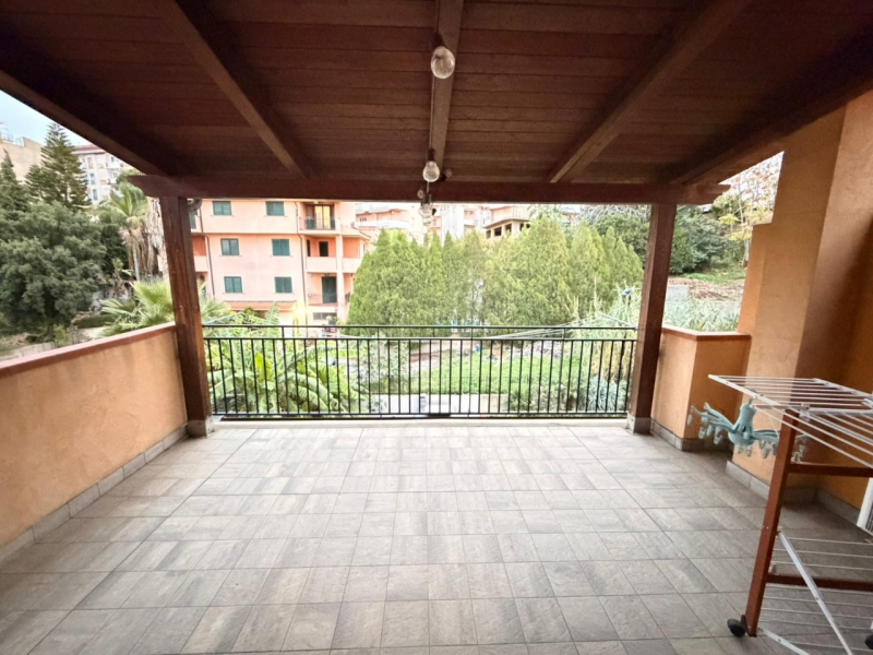 Villa A Schiera Con Giardino e Terrazzo Sbarre Pressi Bar San Francesco