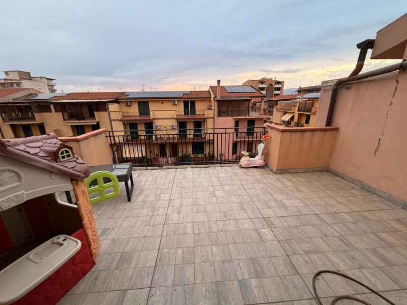 Villa A Schiera Con Giardino e Terrazzo Sbarre Pressi Bar San Francesco