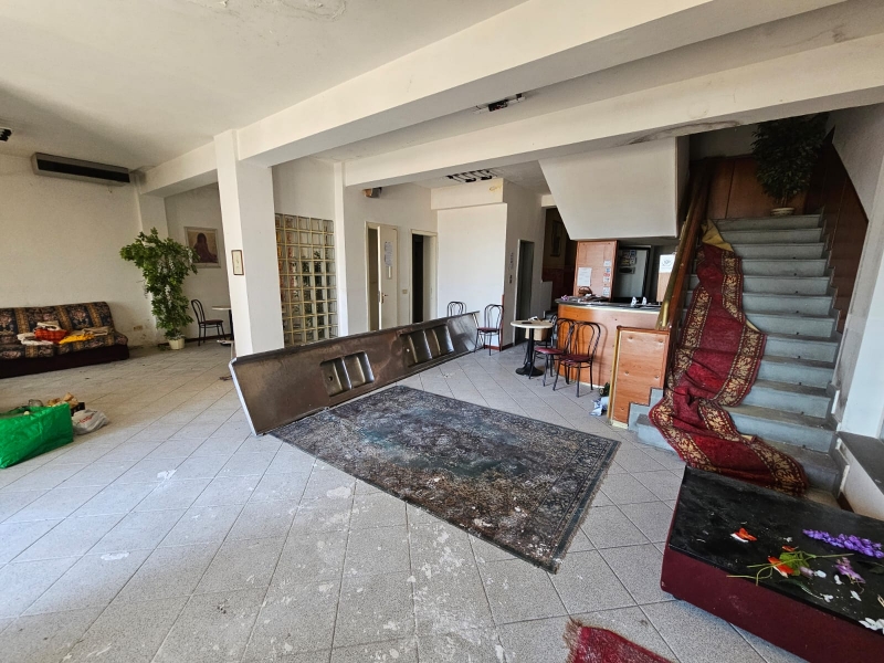 Fabbricato Indipendente 1400 Mq Con Corte Chianciano Terme