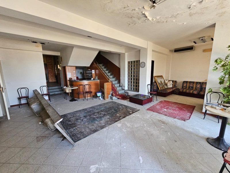 Fabbricato Indipendente 1400 Mq Con Corte Chianciano Terme