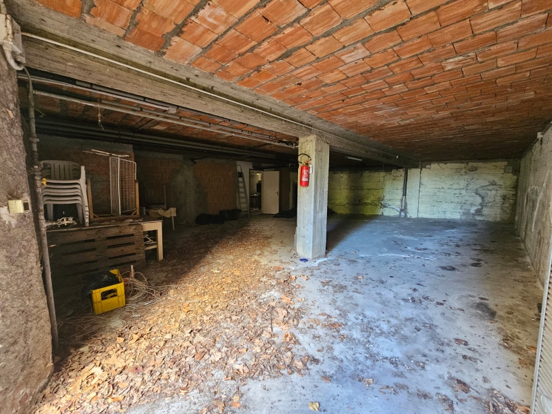 Fabbricato Indipendente 1400 Mq Con Corte Chianciano Terme