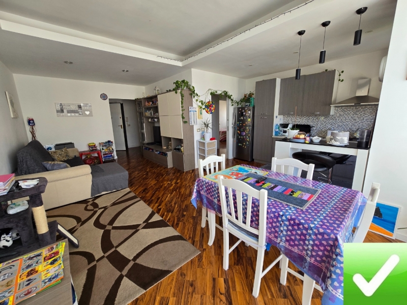 Appartamento Ristrutturato Piazza Milano 90 Mq