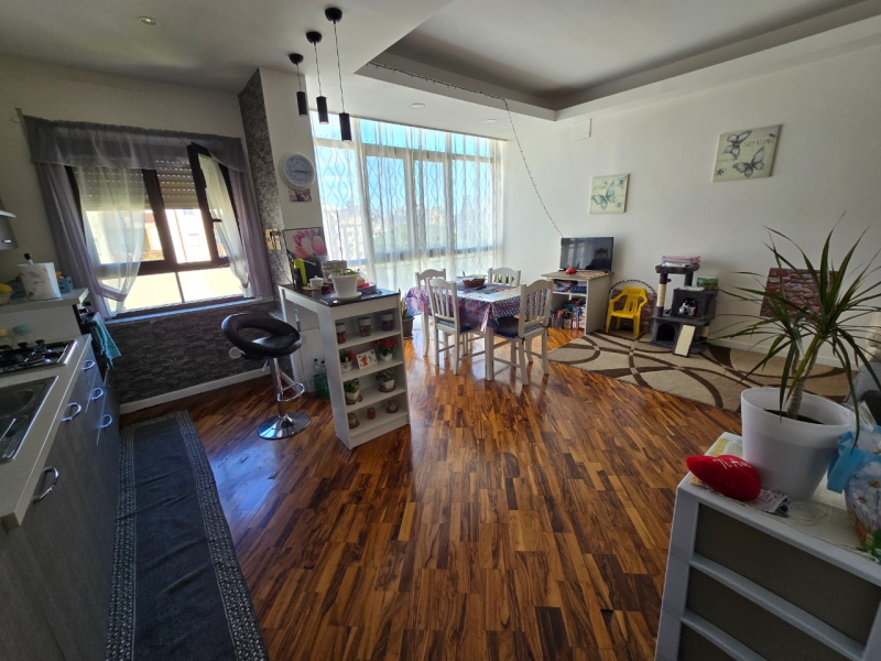 Appartamento Ristrutturato Piazza Milano 90 Mq