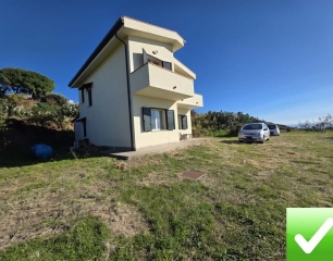 Villa Di Recente Costruzione 2 Livelli Panoramica Con Giardino Bocale