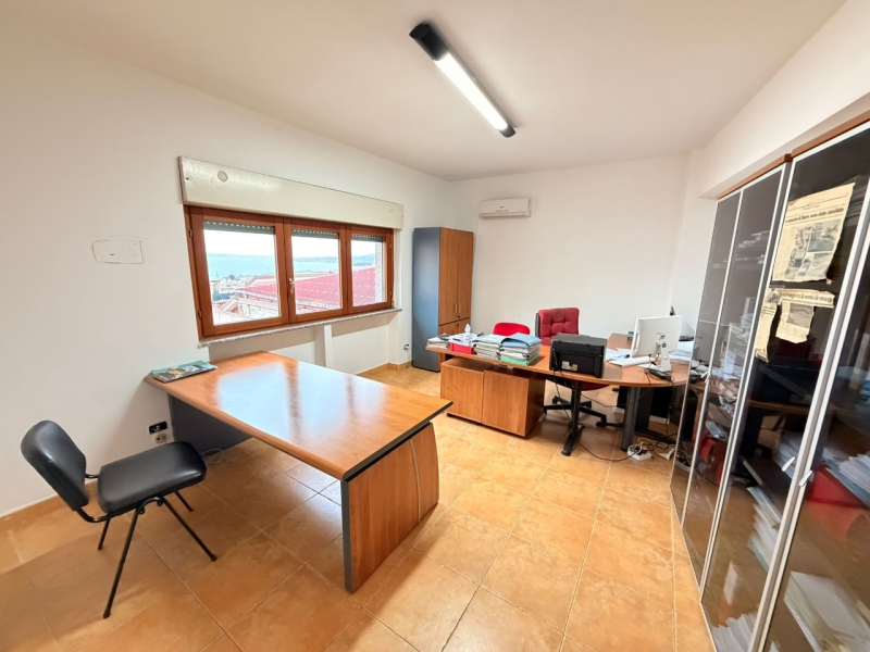 Ufficio Via Trabocchetto 80 Mq