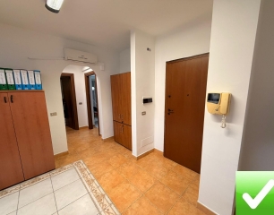 Ufficio Via Trabocchetto 80 Mq