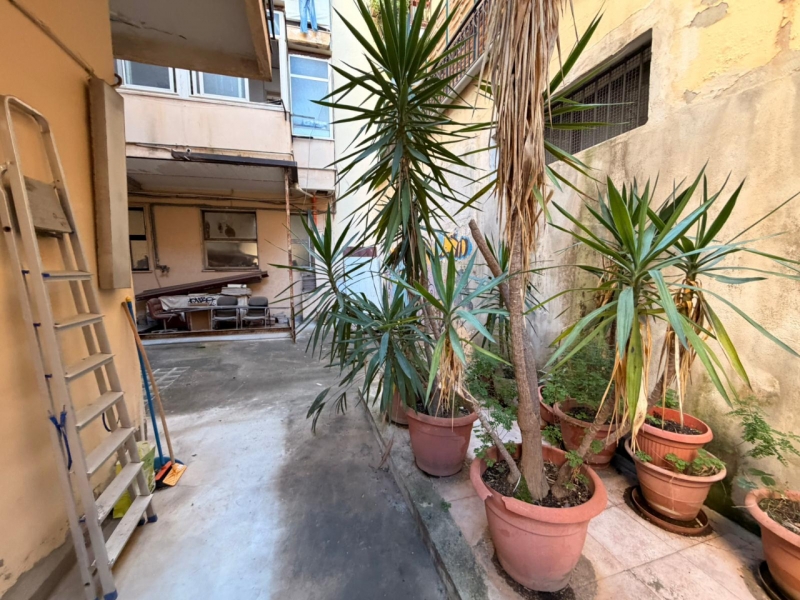 Appartamento Con Cortile Centro Città