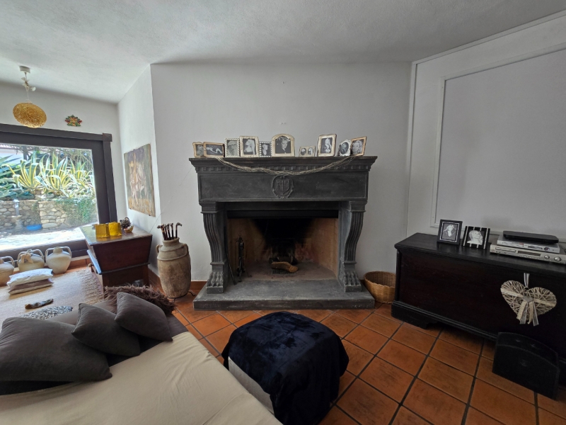 Villa Esclusiva e Prestigiosa Con Giardino, Piscina e Vista Mare Mozzafiato Montepaone