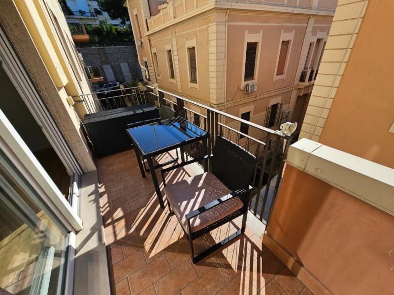 Prestigioso Appartamento Arredato Centro