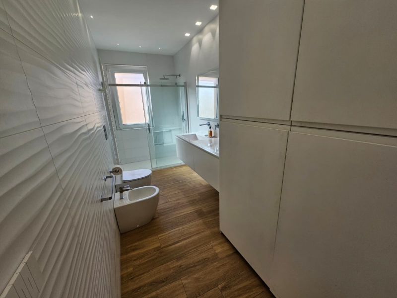 Prestigioso Appartamento Arredato Centro