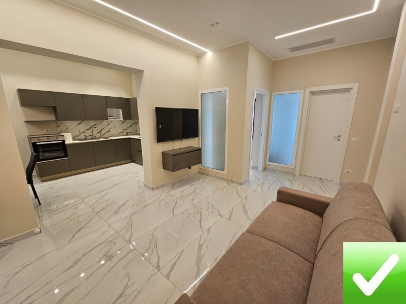 Bilocale Ristrutturato Arredato Pregio Centro Pressi Duomo