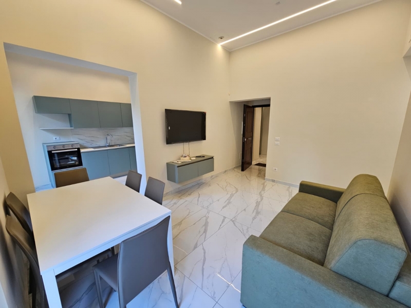 Bilocale Ristrutturato Centro Pressi Duomo