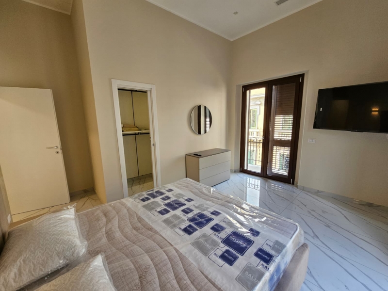 Bilocale Ristrutturato Centro Pressi Duomo