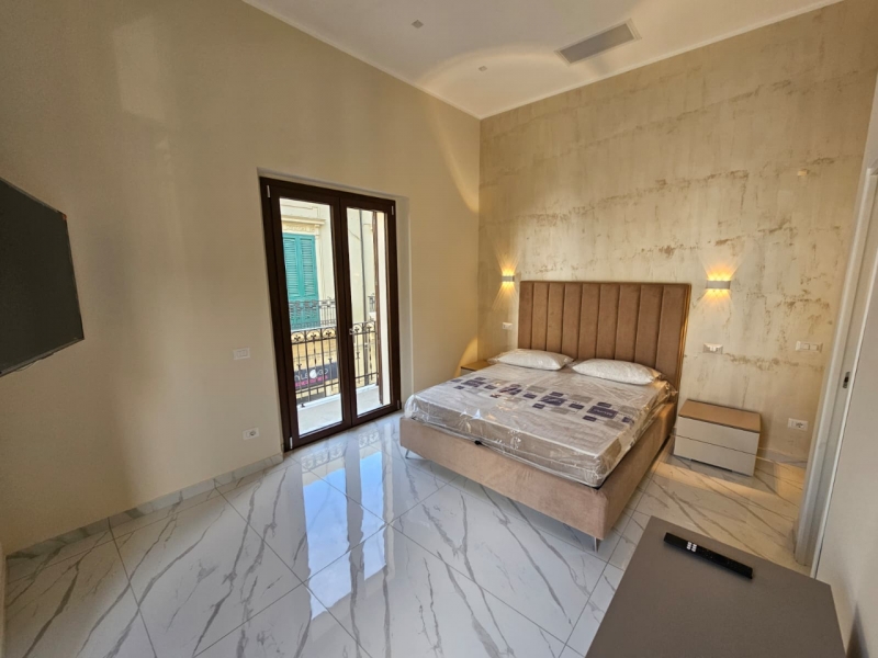 Bilocale Ristrutturato Centro Pressi Duomo