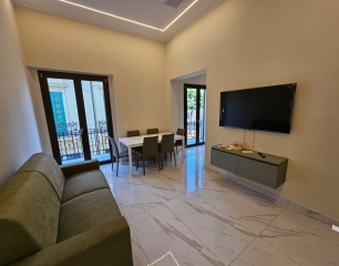 Bilocale Ristrutturato Centro Pressi Duomo