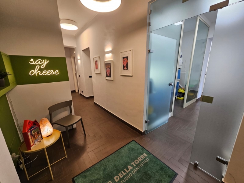 Attività Di Studio Medico Avviata Con Arredi e Attrezzature Messina