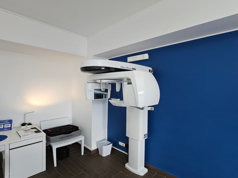 Attività Di Studio Medico Avviata Con Arredi e Attrezzature Messina