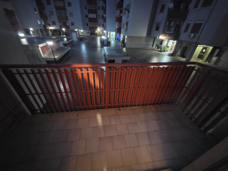 Appartamento Ristrutturato Arredato Con Posto Auto Sbarre 