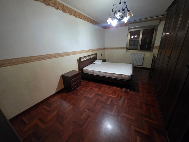 Appartamento Ristrutturato Arredato Con Posto Auto Sbarre 