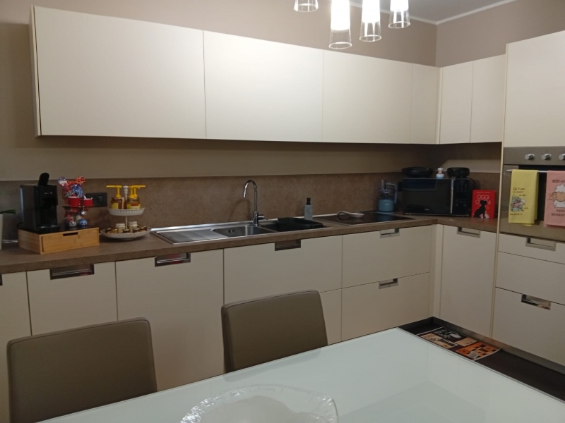 Appartamento Arredato Con Posto Moto Viale Amendola