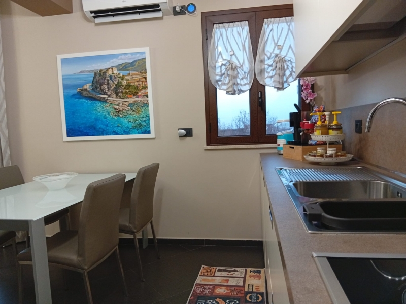 Appartamento Arredato Con Posto Moto Viale Amendola