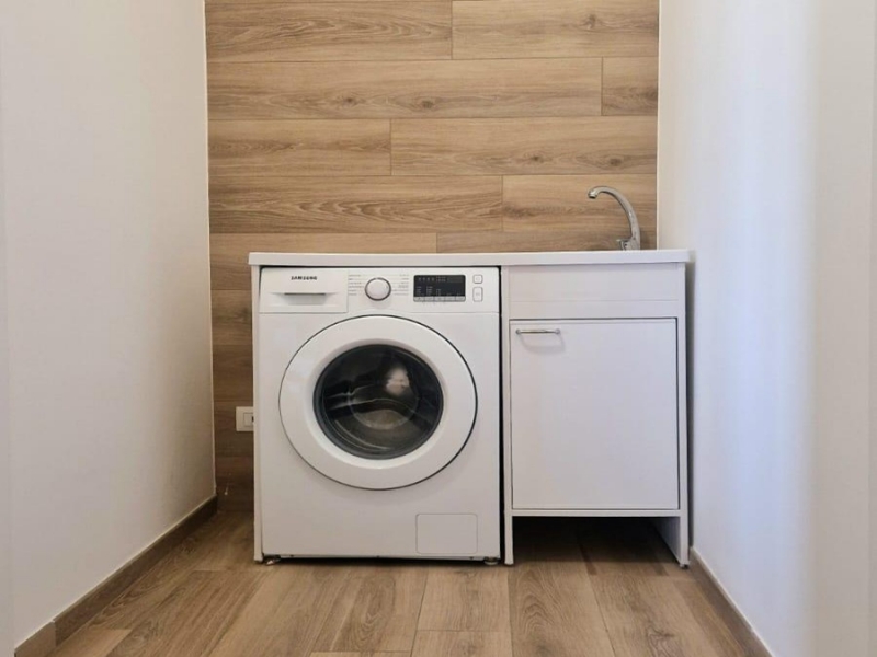 Attico Nuova Costruzione + Posto Auto Modena