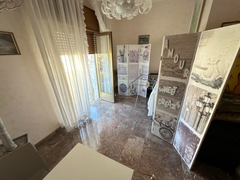 Ampio Appartamento + Posto Auto Campo Calabro 150 Mq