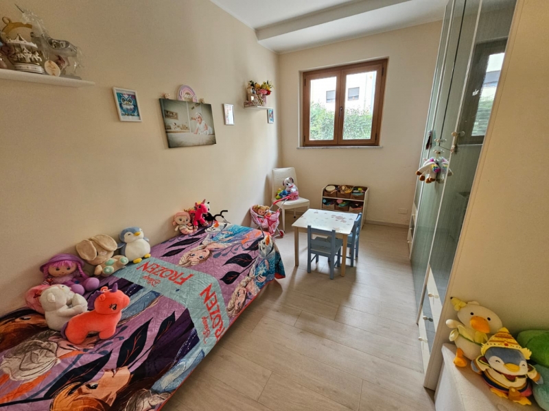 Semi Indipendente Recente Costruzione Con Giardino Gallina